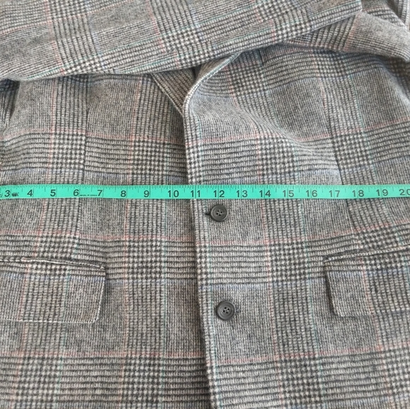Stafford 46L Gray Rust Windowpane Plaid Wool - Picture 4 of 16